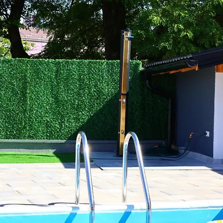 Villa Crystal *