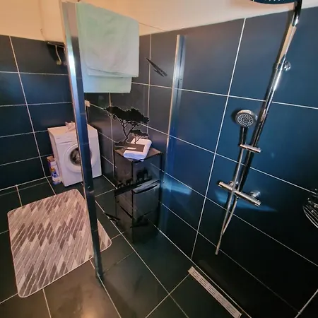 Crystal Villa Bihac